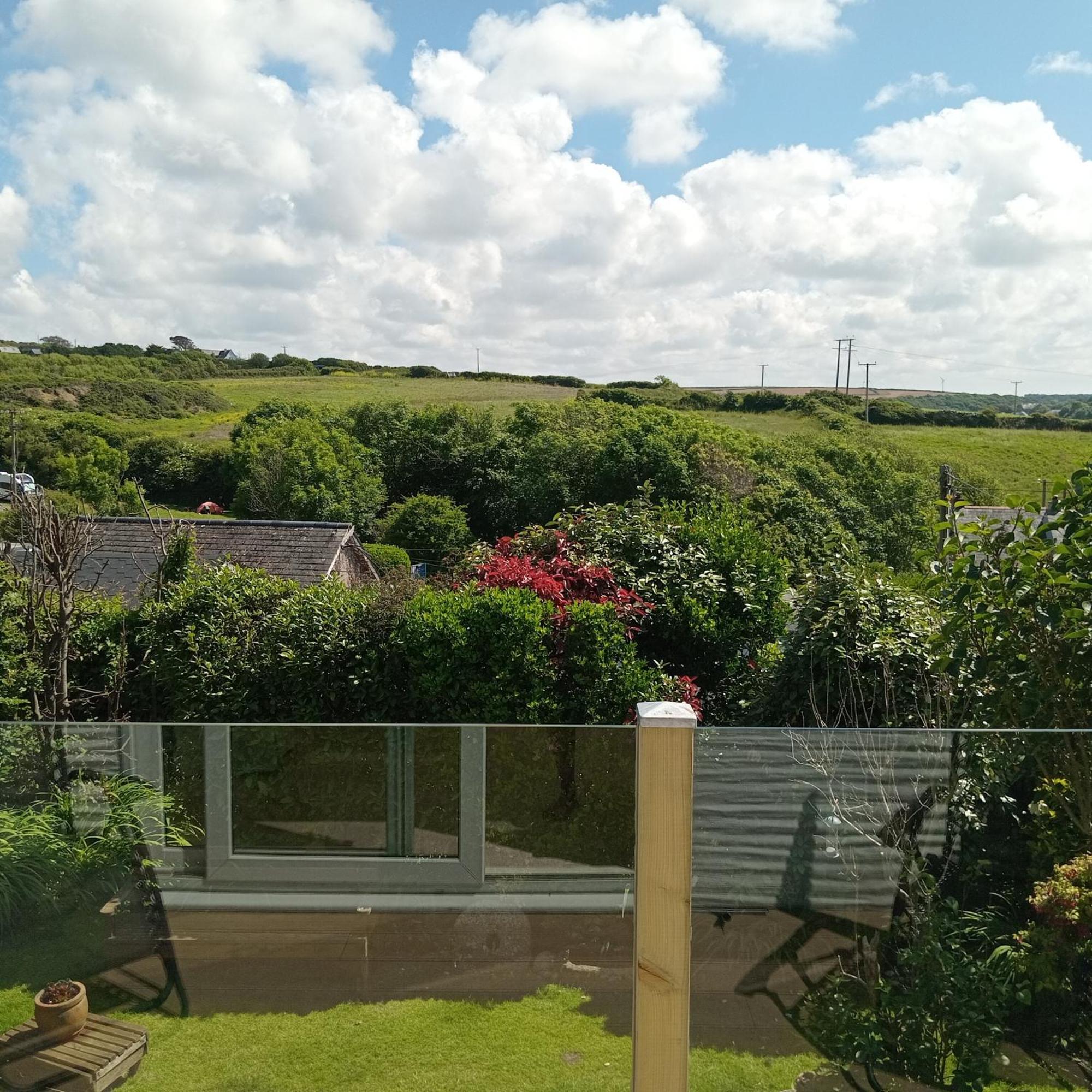 Curlews Cottage - House With 3 Bedrooms And Garden - Walking Distance To The Beach ペランポース エクステリア 写真